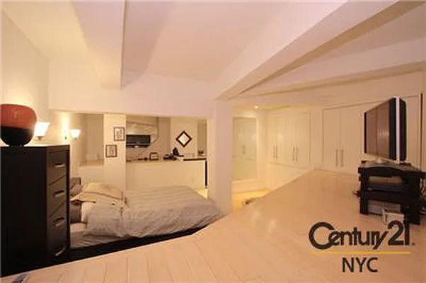 Sold by Century 21 NY Metro | media 11