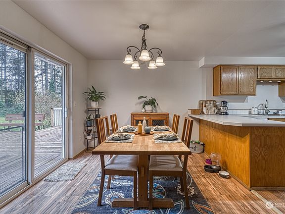 5th image of 5912 157th St Ct E.