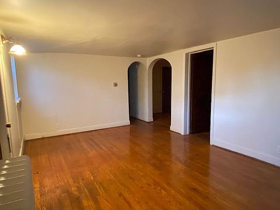 5th image of 481 New Scotland Ave APT 5