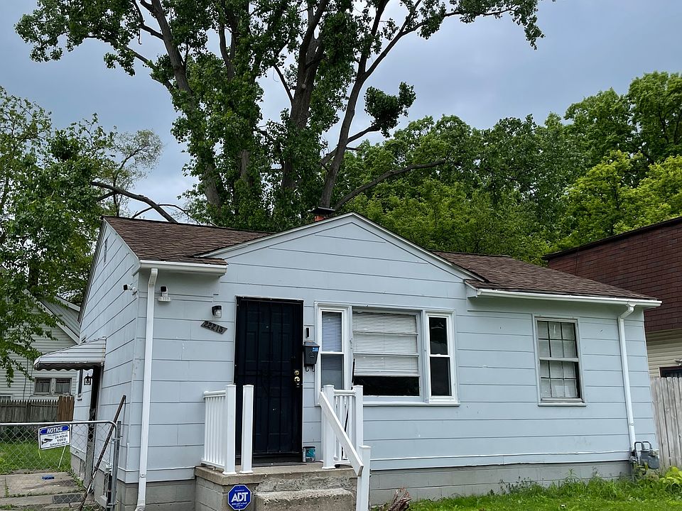 1st image of 22215 Pembroke Ave