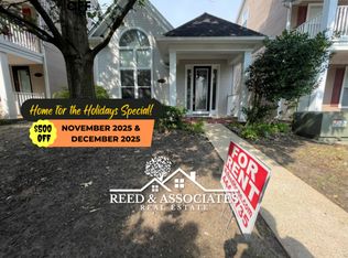 1383 Island Town Dr, Memphis, TN 38103