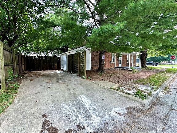 3rd image of 481 E Water St