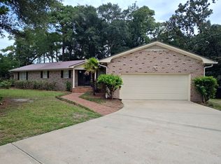 902 11th Ave N, North Myrtle Beach, SC 29582