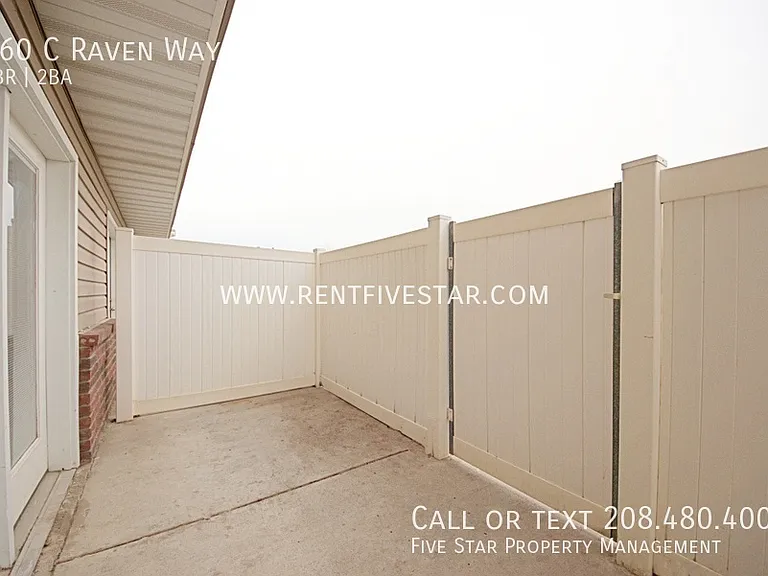 560 C Raven Way — Photo 17