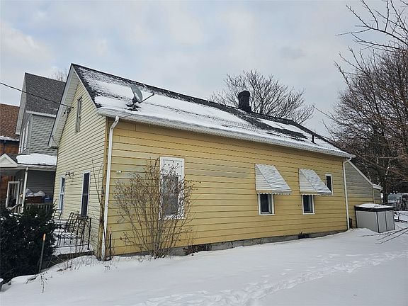 3rd image of 431 W 18th St