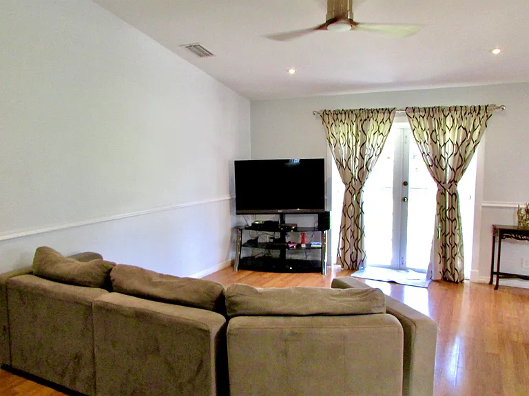 13677 Temple Blvd — Photo 4