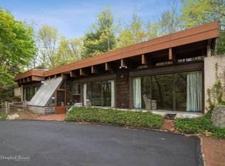 103 Pine Hill Rd, Port Jefferson, NY 11777