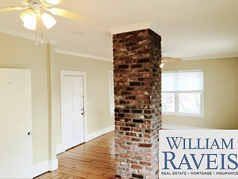 67 1/2 Roseneath Ave #1 — Photo 1