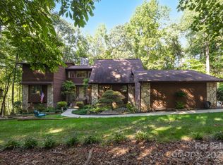 9526 Goldsmith Ln, Mint Hill, NC 28227