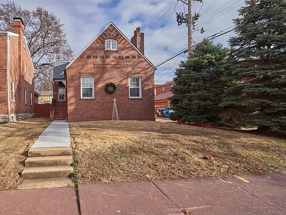 2nd image of 4732 Prague Ave