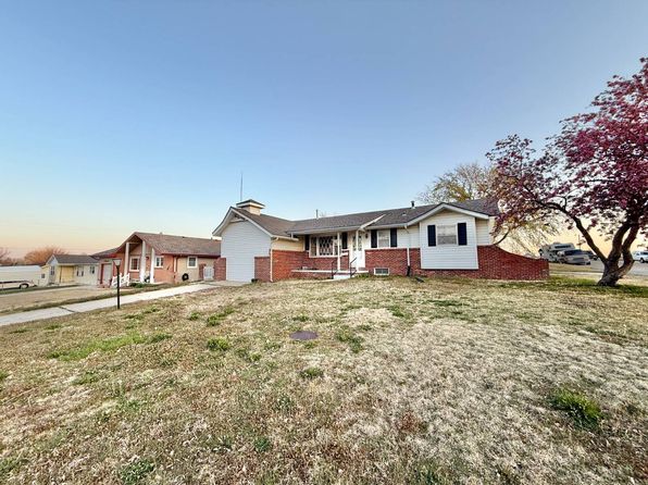 128 E Park St, Lincoln, KS 67455