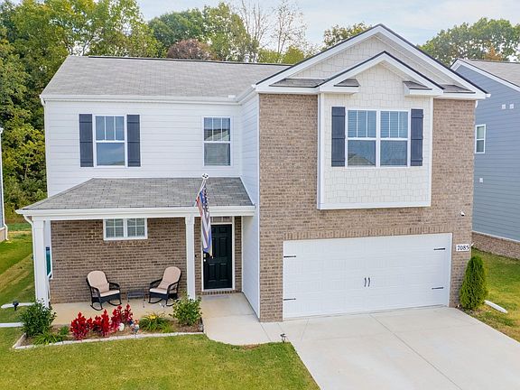 4th image of 7085 Scotlyn Way