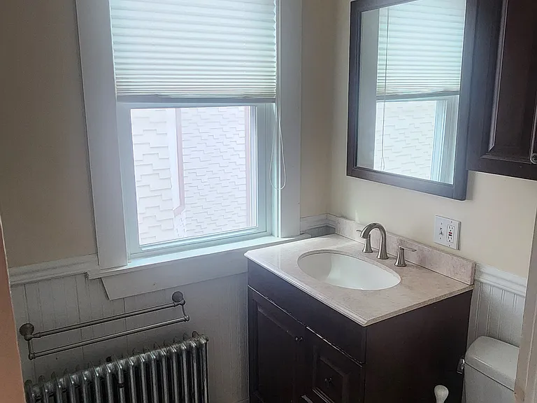 18 Perry St #3 — Photo 5