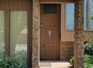 2502 McCoy Rd, Carrollton, TX 75006