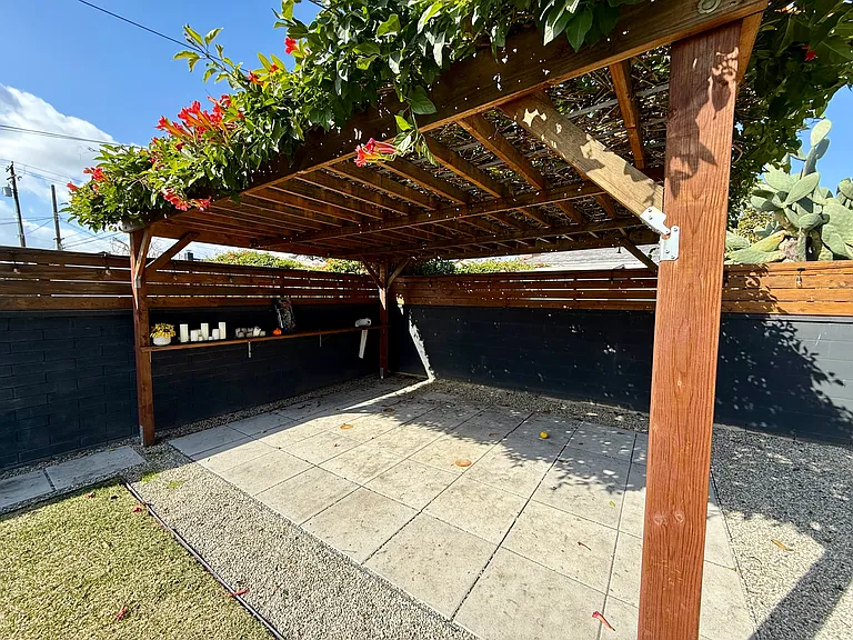 8641 Milton Ave — Photo 8