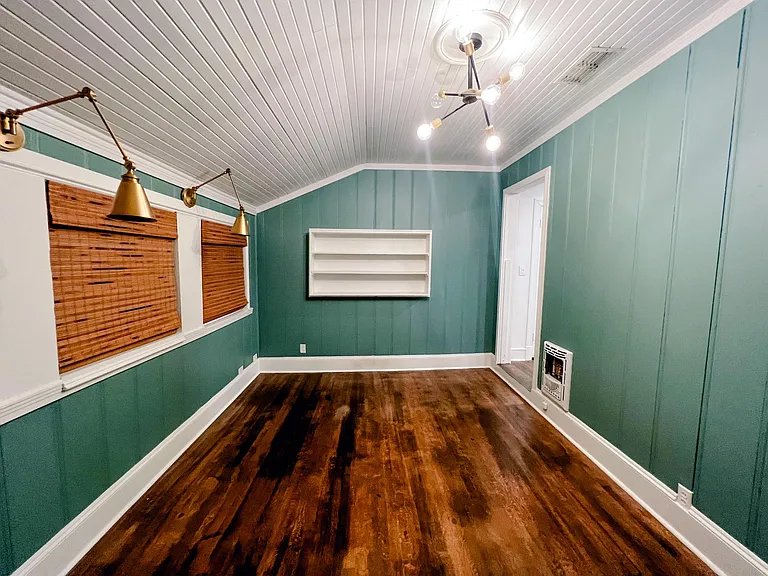 132 Albany Ave #1 — Photo 8
