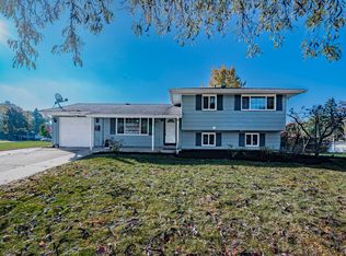 1601 Kingston Ln, Schaumburg, IL 60193