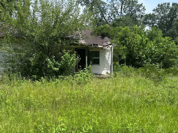 711 S 12th St, Cordele, GA 31015