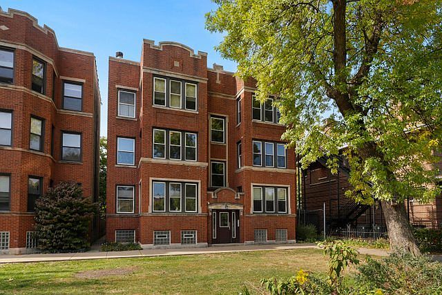 1st image of 2208 N Kedzie Blvd #2S