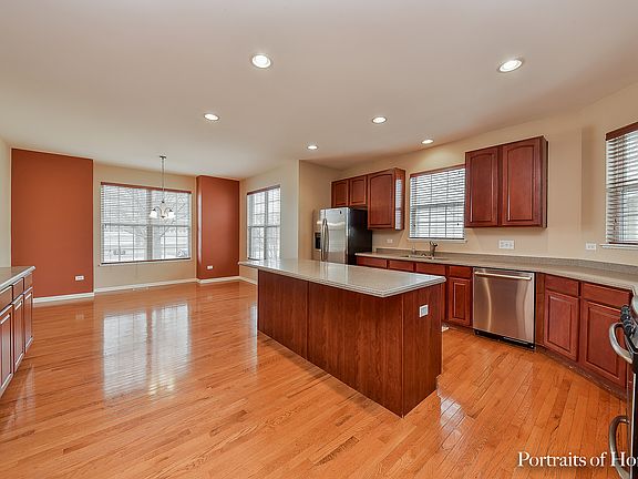 4th image of 1198 Betsy Ross Pl