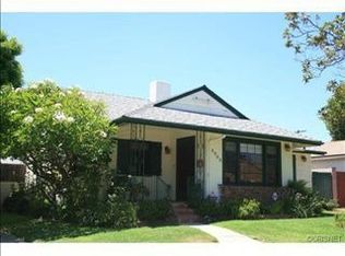 6903 Columbus Ave, Van Nuys, CA 91405