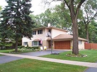 4013 Elm St, Downers Grove, IL 60515