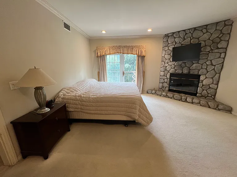 3412 Linda Vista Rd — Photo 12
