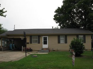 210 W Deborah St, Stuttgart, AR 72160