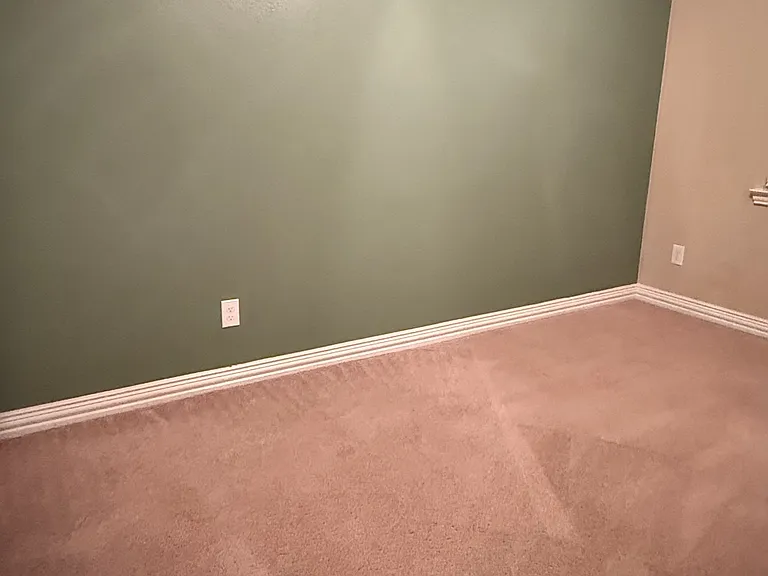107 Mallory Ln — Photo 8