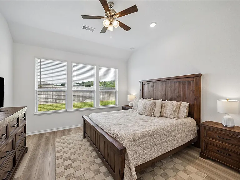 551 Ruby Bend Ln — Photo 11