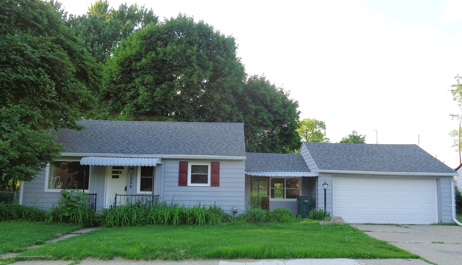 1204 Pierce Rd photo 1