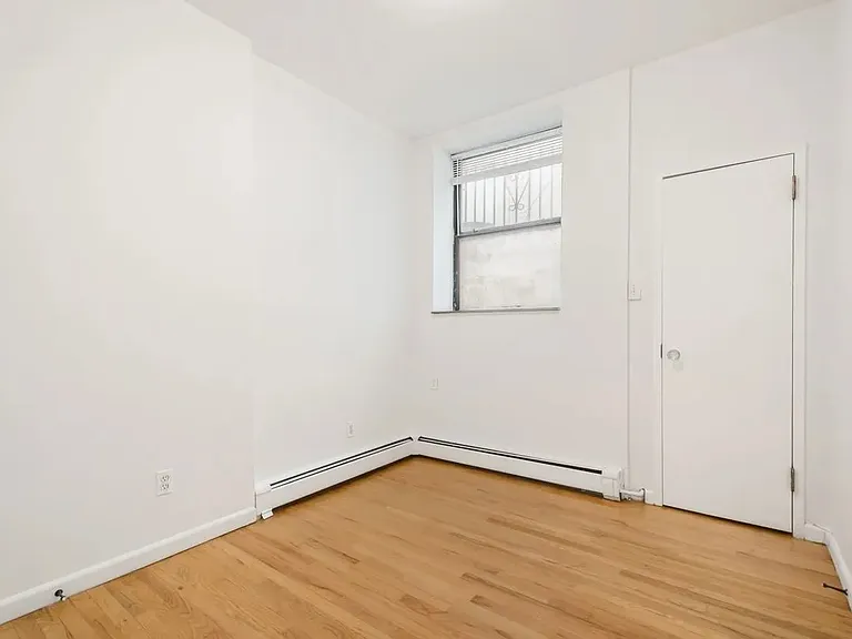 105 E 100th St #1A — Photo 11