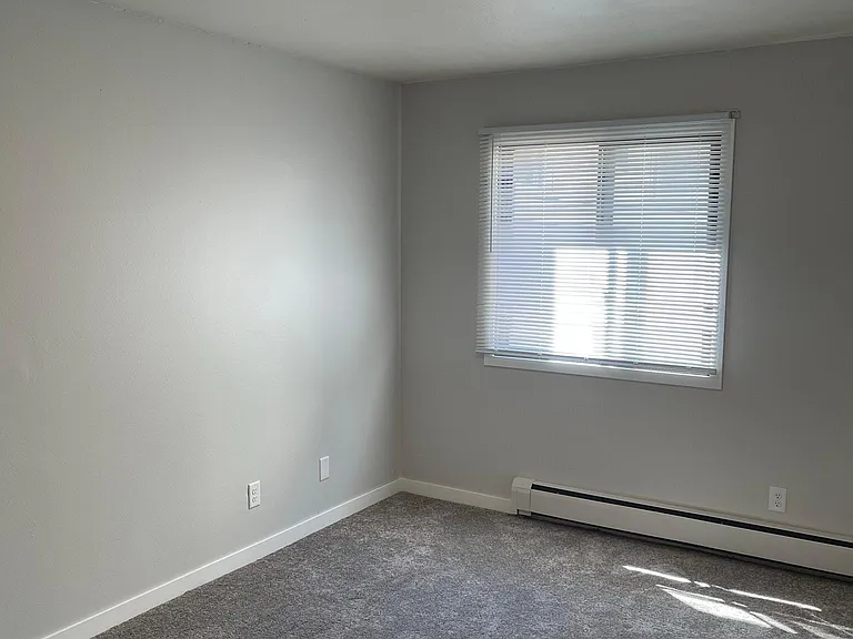 443 S Johnson St #4 — Photo 9