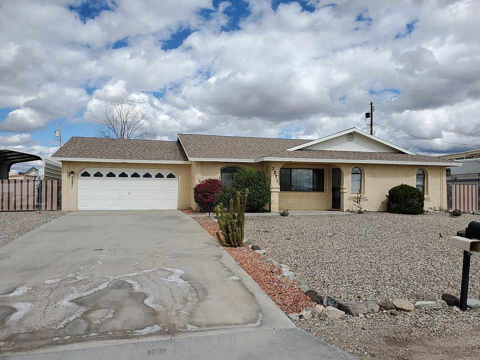 1st image of 2271 Holly Ave
