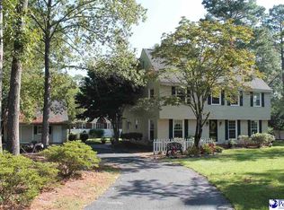 321 Oakdale Dr, Hartsville, SC 29550