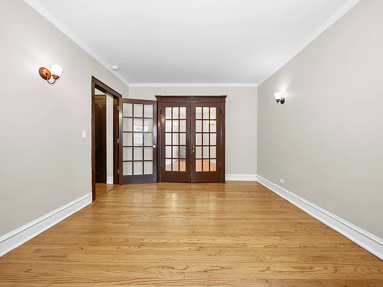 1929 Grove Ave #305 — Photo 2