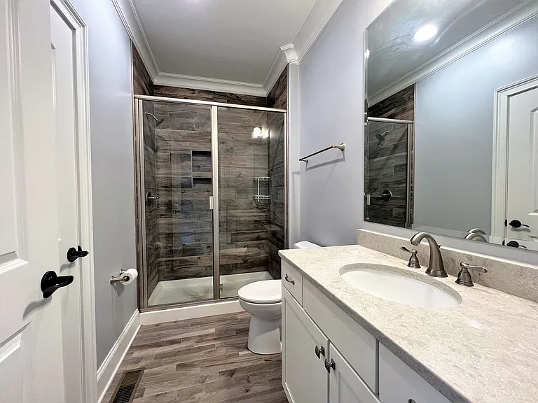 1121 Andalusian Way — Photo 5