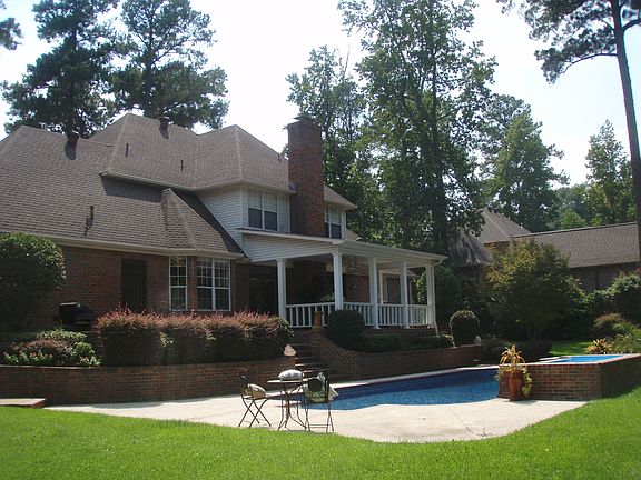 5th image of 9 Knotty Pine Pl