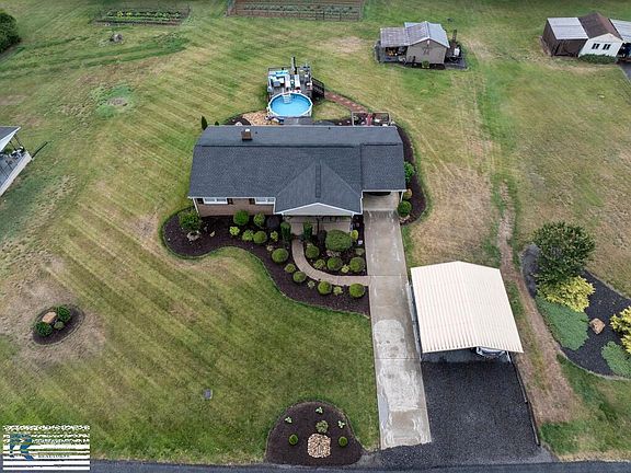 4th image of 317 Meadowood Ln