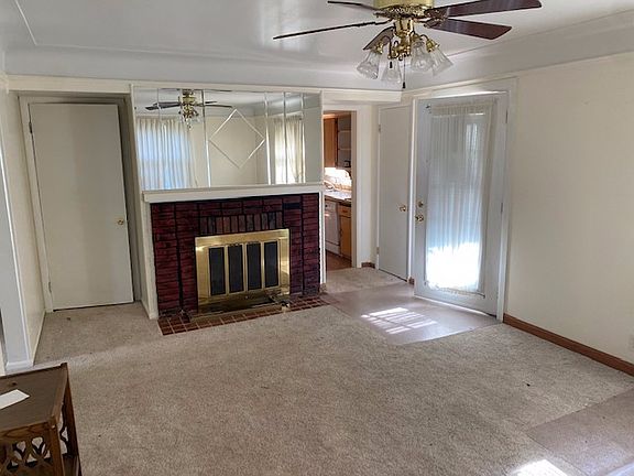 Additional Living Room