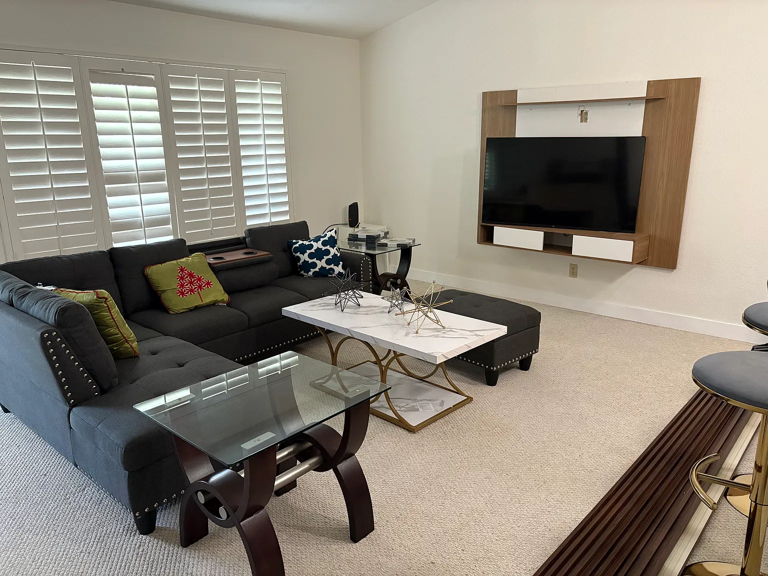 2 bed, 1348 sqft, $4,600 — Photo 1