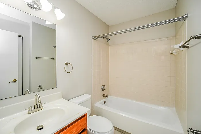 1449 Pepper Ln — Photo 11