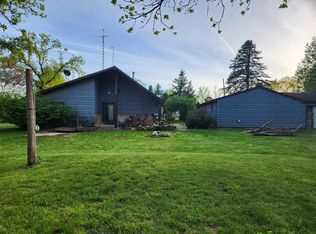 28573 Maystead Rd, Sturgis, MI 49091