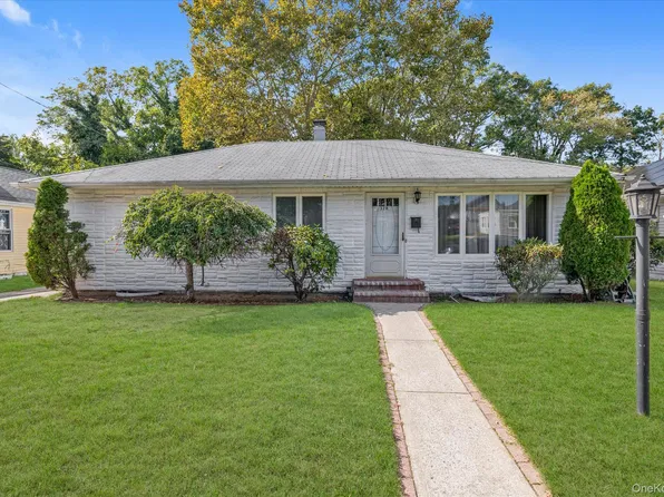 328 Glen Road, West Hempstead, NY 11552