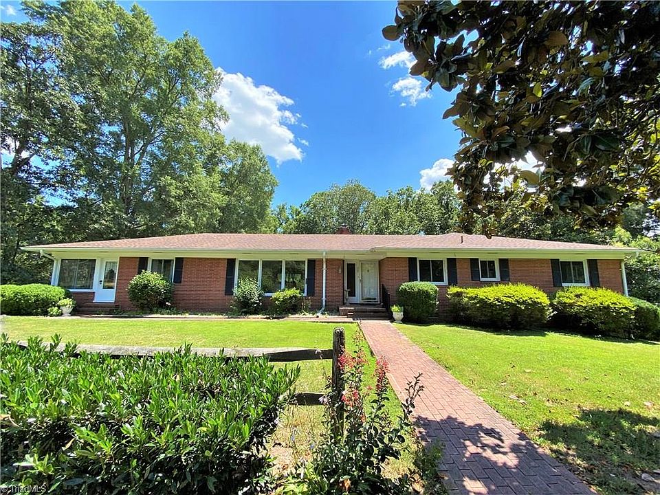 302 Lee St, Stoneville, NC 27048 Zillow