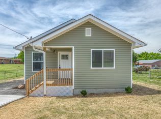 107 Bettie St, Johnson City, TN 37601