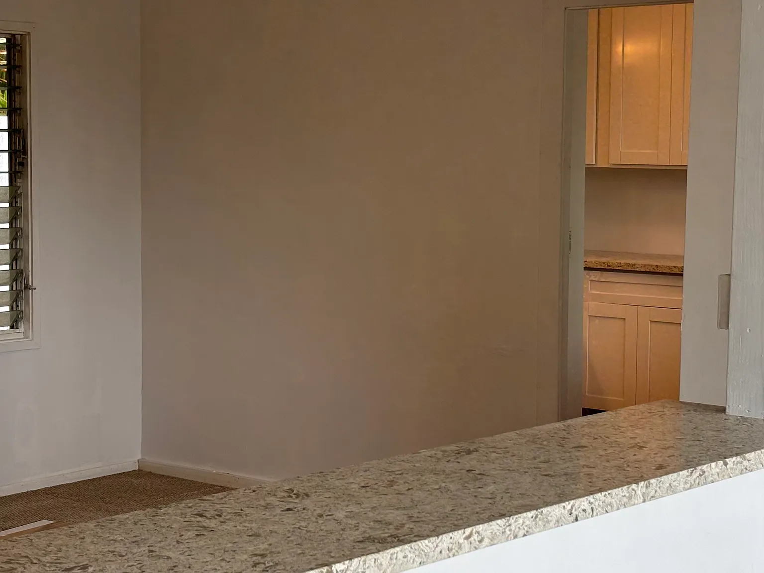 5 bed, 2500 sqft, $4,500 — Photo 4