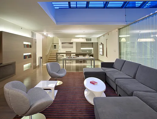 Rented by Adellco Management | media 32