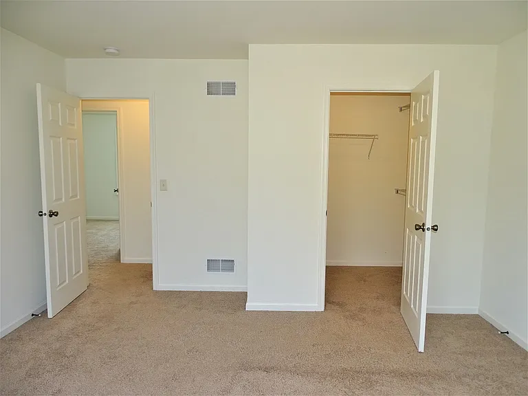 247 Limestone Dr — Photo 11