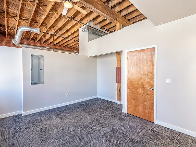 15Walnut — Photo 15